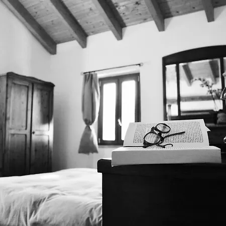 Ca' De L'ase Bed & Breakfast 3*