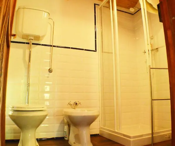 Couette-café Ca' De L'ase 3*